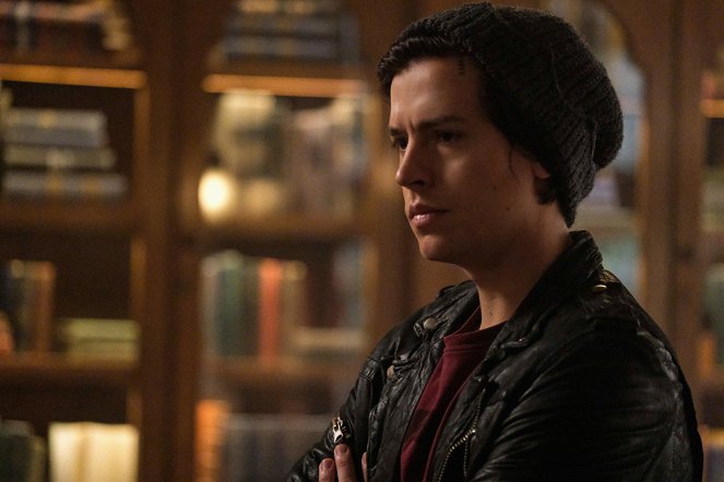 Riverdale - Chapter Seventy-Three: The Locked Room - Photos - Cole Sprouse