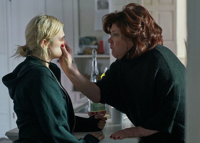 Blow the Man Down - Filmfotos - Margo Martindale