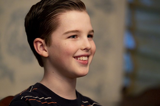 Young Sheldon - A Couple Bruised Ribs and a Cereal Box Ghost Detector - Kuvat elokuvasta - Iain Armitage