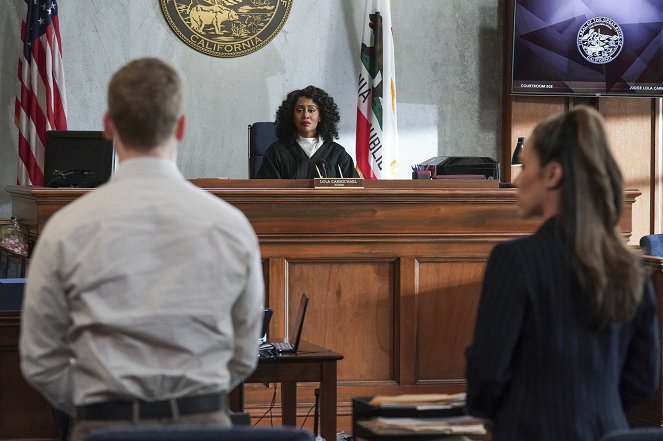 Bírónő, kérem! - Season 1 - Kétségek - Filmfotók - Simone Missick