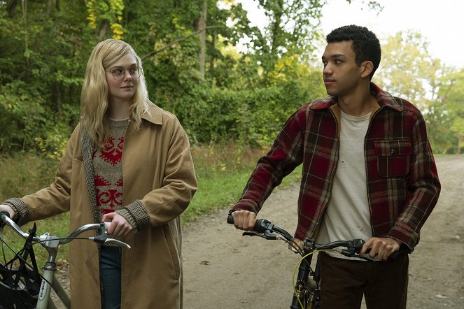 Elle Fanning, Justice Smith