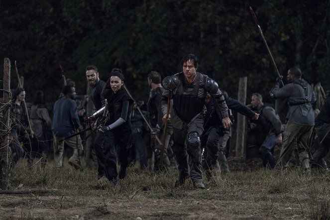 The Walking Dead - Csata csillag - Filmfotók - Ross Marquand, Christian Serratos, Josh McDermitt