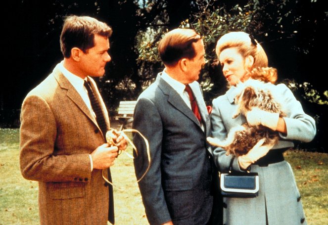 Bezaubernde Jeannie - Season 4 - Der unsichtbare Hund - Filmfotos - Larry Hagman