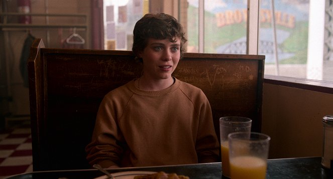I Am Not Okay with This - The Party's Over - Van film - Sophia Lillis