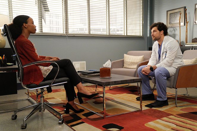 Grey's Anatomy - Die jungen Ärzte - Wie hoch ist dein Preis? - Filmfotos - Christina Webber, Giacomo Gianniotti