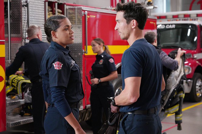 Station 19 - Síla lásky - Z filmu - Barrett Doss, Jay Hayden