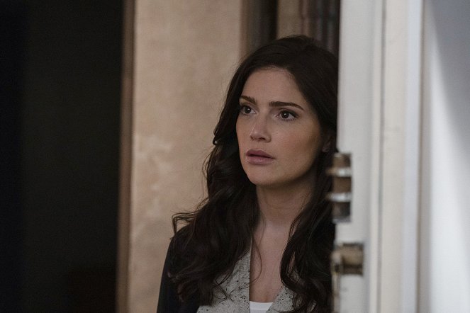 New Amsterdam - This Is Not the End - Photos - Janet Montgomery