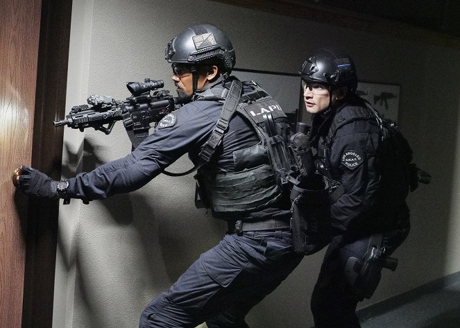 S.W.A.T. - Le Boy's club - Film - Shemar Moore, Alex Russell