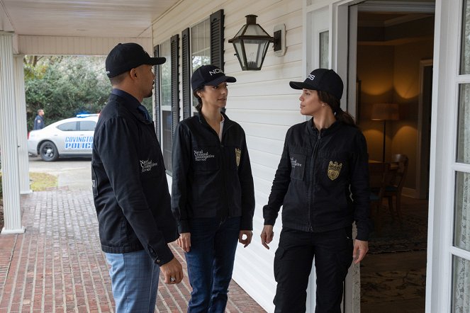 Agenci NCIS: Nowy Orlean - Relentless - Z filmu - Necar Zadegan, Vanessa Ferlito