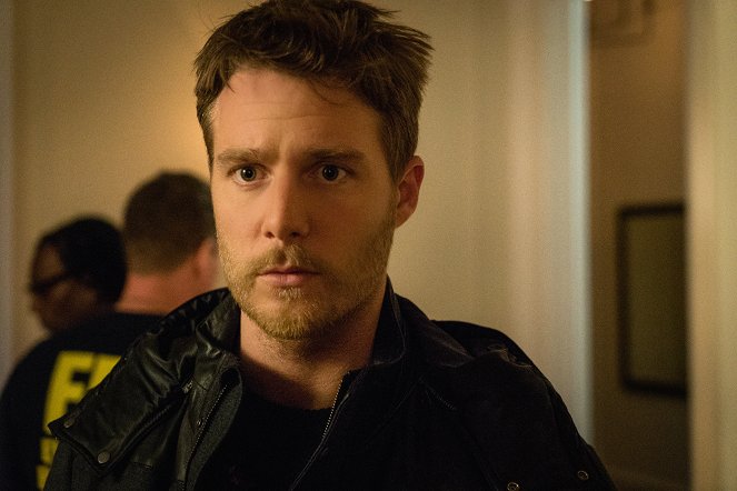 Limitless - Stop Me Before I Hug Again - Photos