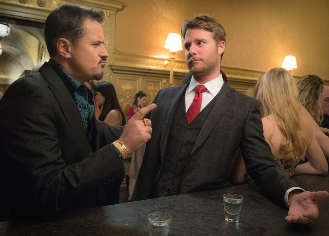 Limitless - Undercover! - Photos