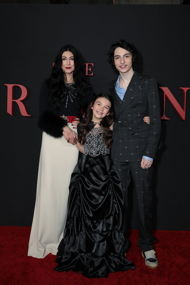 Utažení - Z akcií - Premiere of THE TURNING at the TCL Chinese Theater in Hollywood, CA on Tuesday, January 21, 2020