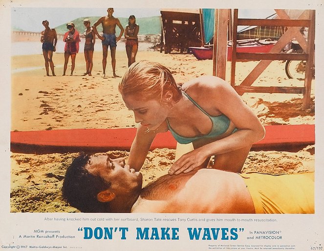 Don't Make Waves - Cartões lobby - Sharon Tate