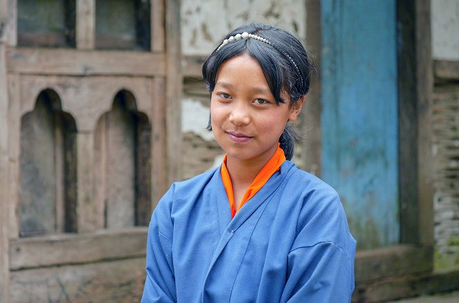 Coco und Tshering - Online in London und Bhutan - Z filmu