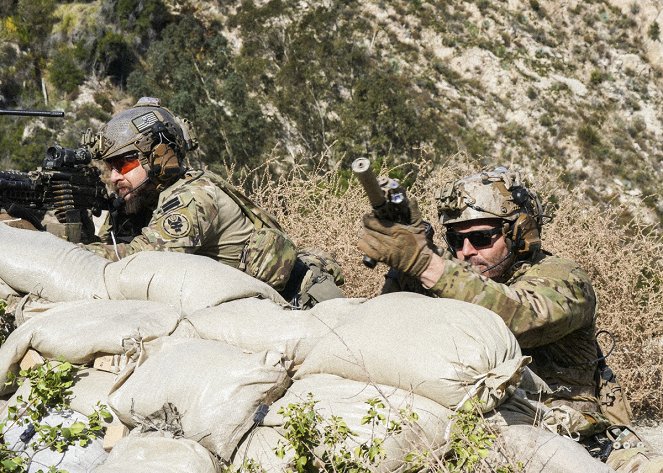 SEAL Team - Rules of Engagement - Photos - A. J. Buckley, David Boreanaz