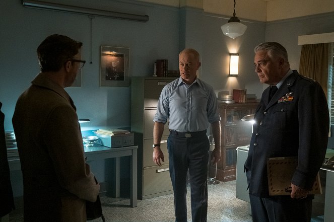 Project Blue Book - What Lies Beneath - Photos - Neal McDonough, Michael Harney