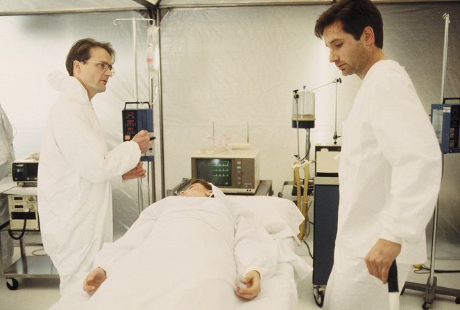 The X-Files - Darkness Falls - Making of - David Duchovny