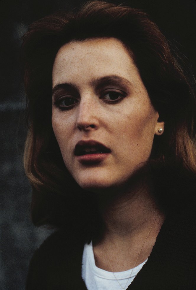 The X-Files - Red Museum - Photos - Gillian Anderson