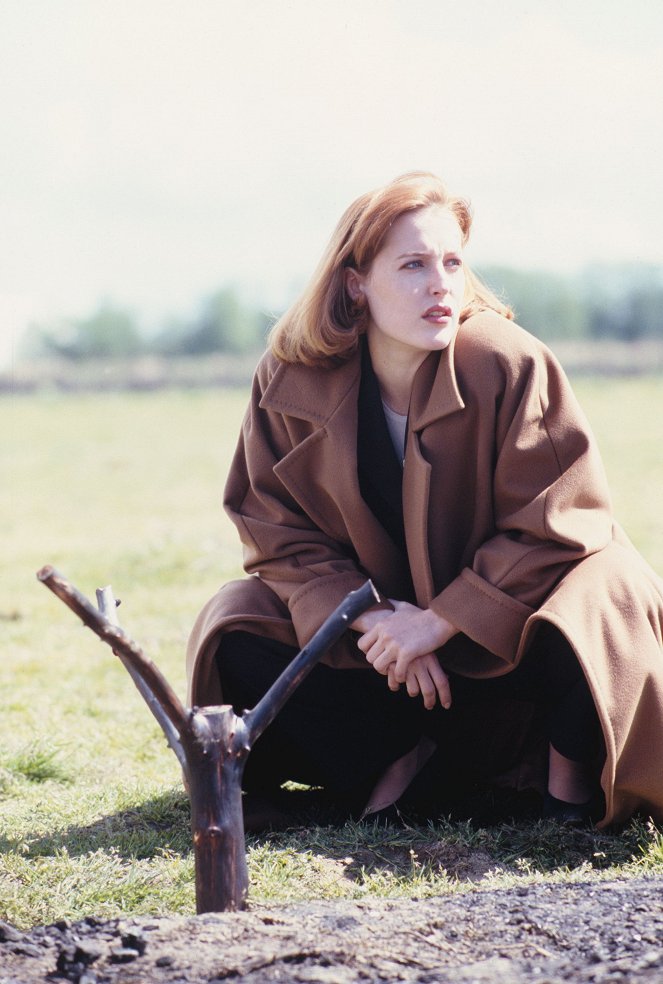The X-Files - Our Town - Van film - Gillian Anderson