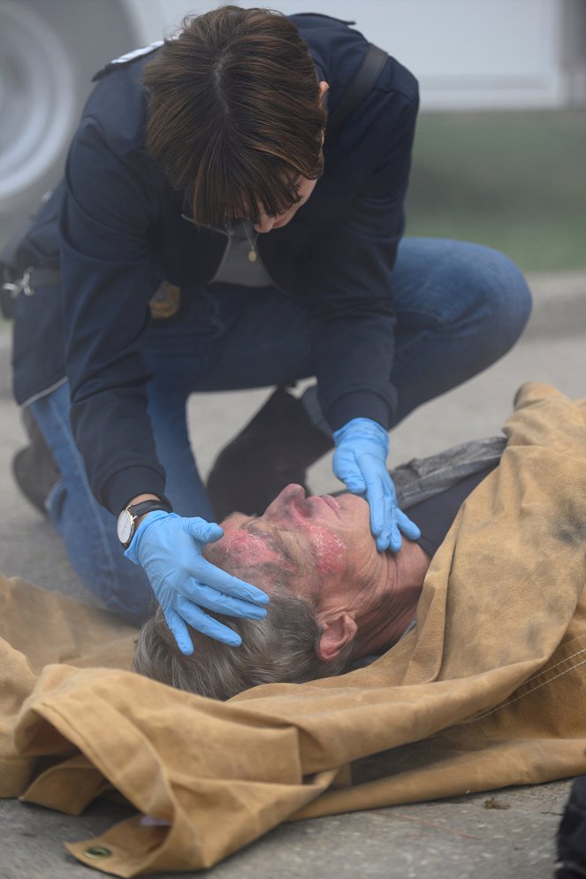 Coroner - Season 2 - Fire - Photos