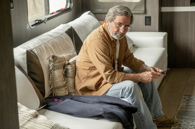 This Is Us - Strangers: Part Two - Do filme - Griffin Dunne