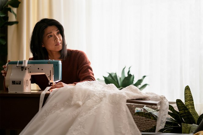 A Million Little Things - Mothers and Daughters - Photos - Grace Park