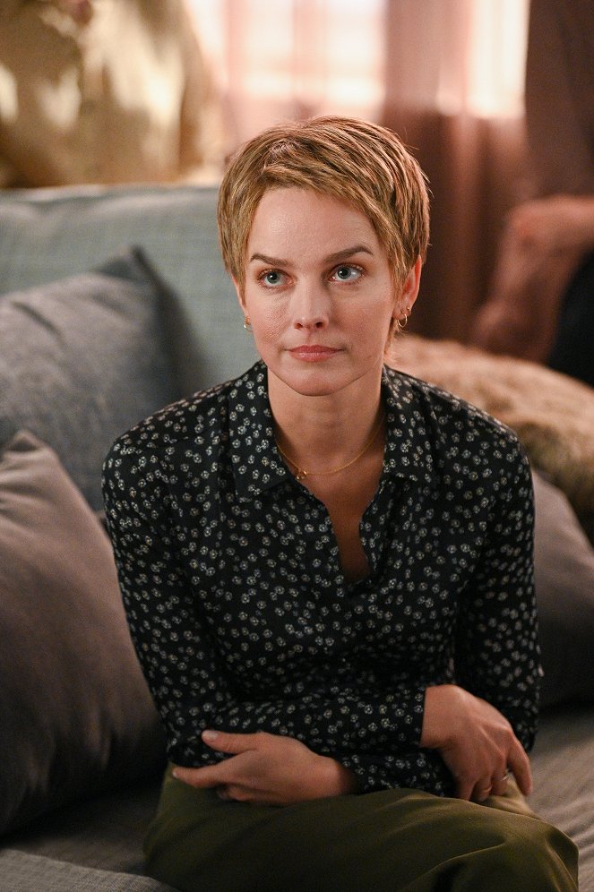 A Million Little Things - Season 2 - Mothers and Daughters - Photos - Allison Miller