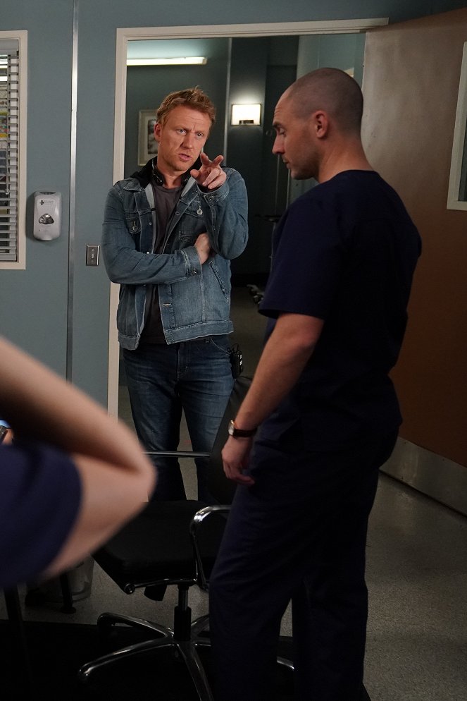 Grey's Anatomy - Die jungen Ärzte - Pro-Bono-OP-Tag - Dreharbeiten - Kevin McKidd, Richard Flood