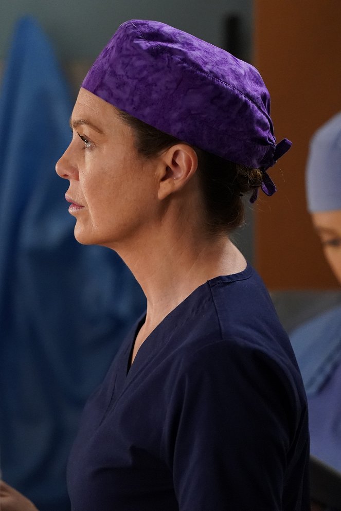Grey's Anatomy - Give a Little Bit - Photos - Ellen Pompeo