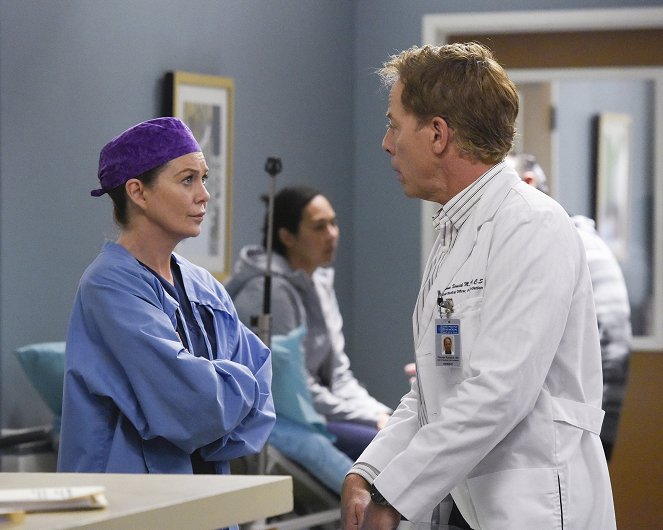 Grey's Anatomy - Give a Little Bit - Photos - Ellen Pompeo, Greg Germann