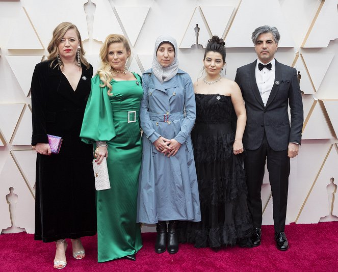 Oscar 2020 - Z akcí - Red Carpet - Kirstine Barfod, Sigrid Dyekjaer, Feras Fayyad