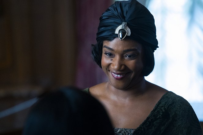 Self Made: Inspired by the Life of Madam C.J. Walker - A Credit to the Race - Van film - Tiffany Haddish
