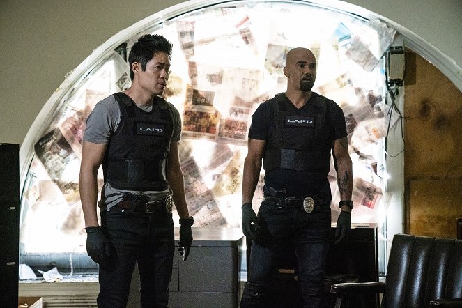 S.W.A.T. - Season 3 - Wettbetrug - Filmfotos - David Lim, Shemar Moore