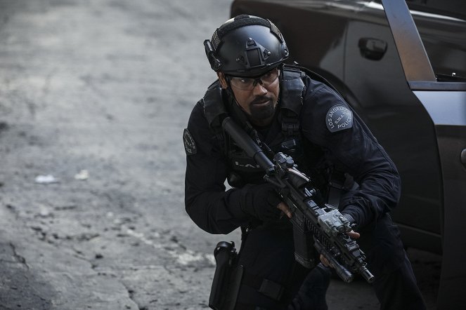 SWAT - Különleges egység - Season 3 - Az első ufó - Filmfotók - Shemar Moore