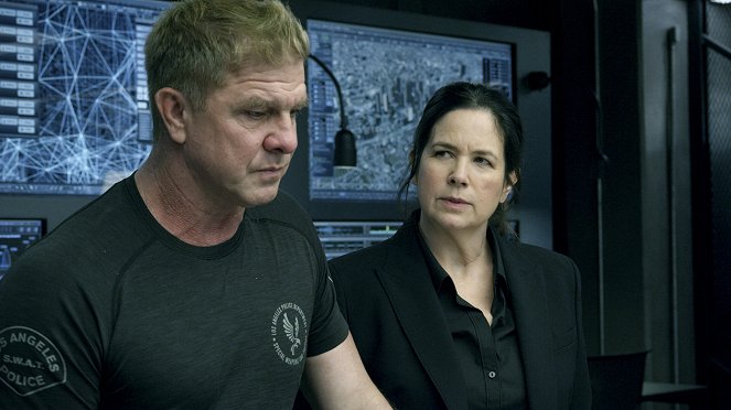 S.W.A.T. - Season 3 - Pogarda - Z filmu - Kenny Johnson, Amy Farrington