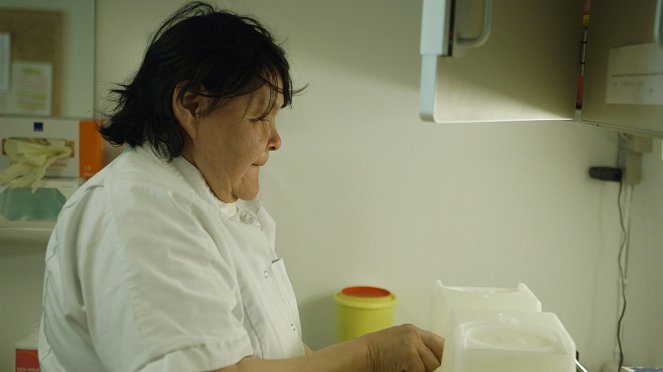 Médecines d'ailleurs - Groenland – Médecin sur la banquise - De la película