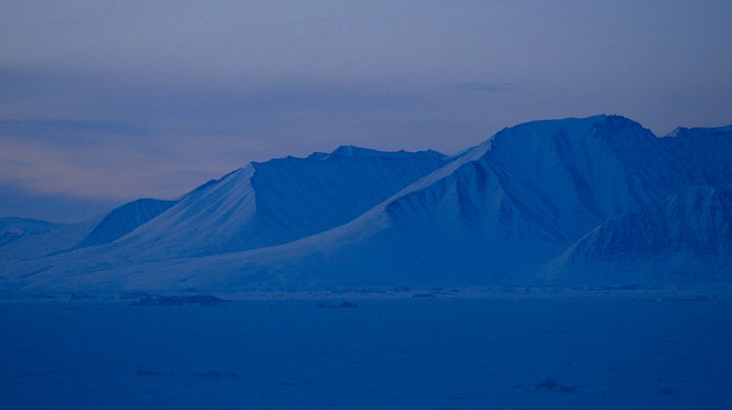 Médecines d'ailleurs - Season 3 - Groenland – Médecin sur la banquise - Kuvat elokuvasta