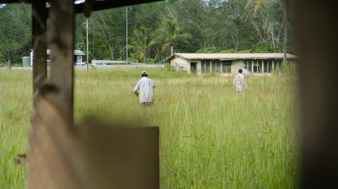 Médecines d'ailleurs - Papouasie-Nouvelle-Guinée - Le serment du serpent - Filmfotók