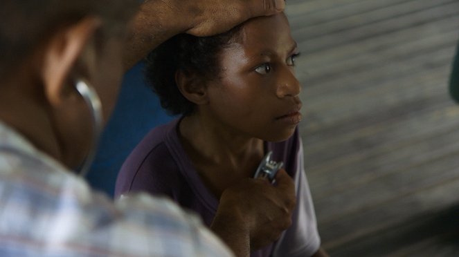 Médecines d'ailleurs - Papouasie-Nouvelle-Guinée - Le serment du serpent - Do filme