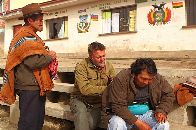 Médecines d'ailleurs - Season 1 - Bolivie : Kallawayas le peuple guérisseur - De la película - Bernard Fontanille