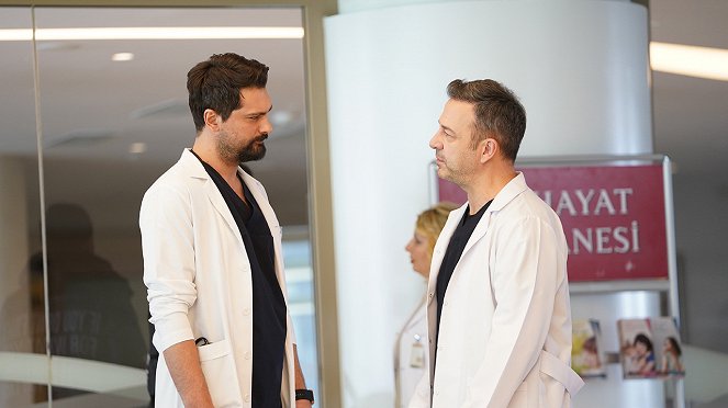 Mucize Doktor - Season 1 - Episode 26 - Film - Onur Tuna, Murat Aygen