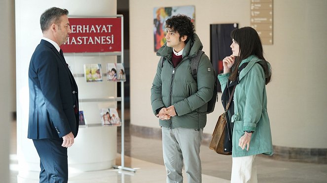 Mucize Doktor - Episode 26 - Filmfotos - Murat Aygen, Taner Ölmez, Sinem Ünsal