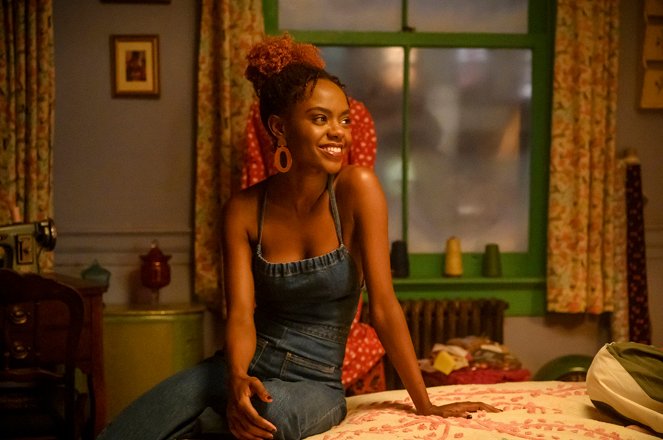 Katy Keene - Chapter Five: Song for a Winter's Night - Filmfotók - Ashleigh Murray