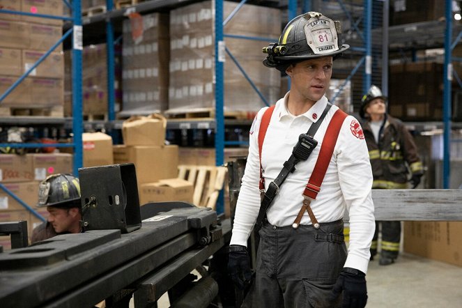 Chicago Fire - Season 8 - Ochrana dítěte - Z filmu - Jesse Spencer