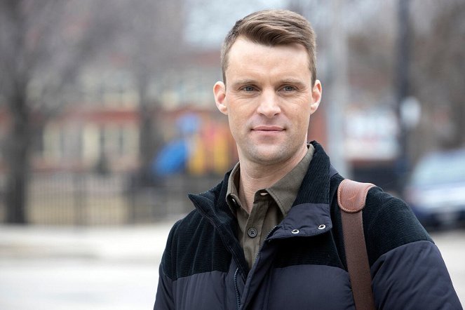 Chicago Fire - Protect a Child - Film - Jesse Spencer