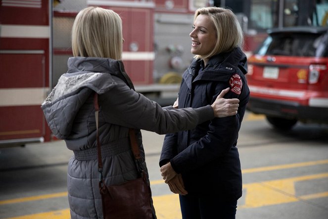 Chicago Fire - Protect a Child - Photos