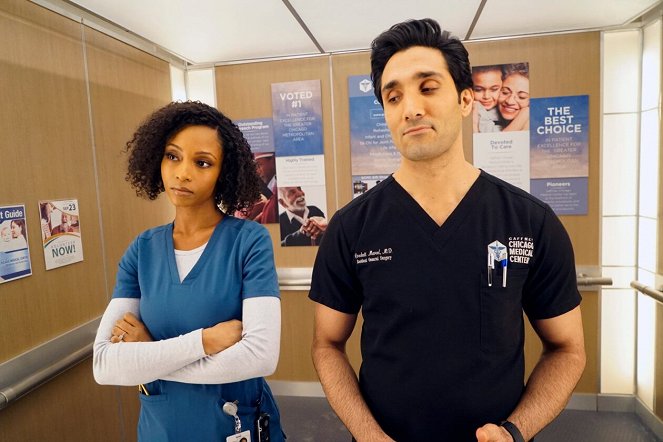 Chicago Med - It May Not Be Forever - Photos - Yaya DaCosta