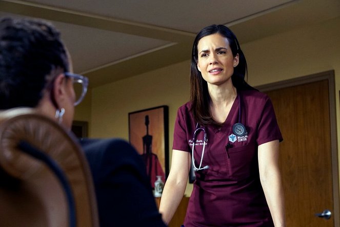 Chicago Med - It May Not Be Forever - Photos - Torrey DeVitto