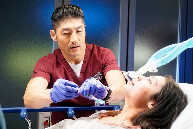 Nemocnice Chicago Med - Série 5 - It May Not Be Forever - Z filmu - Brian Tee