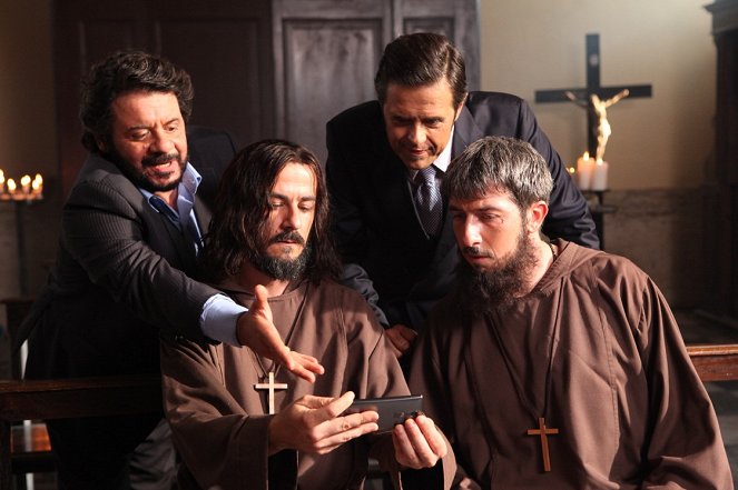 Natale col Boss - Z filmu - Pasquale Petrolo, Francesco Mandelli, Claudio Gregori, Paolo Ruffini